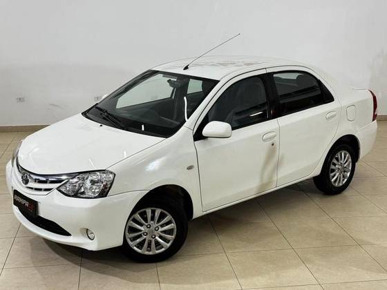 TOYOTA ETIOS 1.5 XLS SEDAN 16V FLEX 4P MANUAL